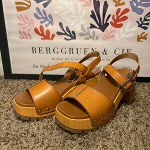 MIA Women's Tan Chunky Heel Sandals